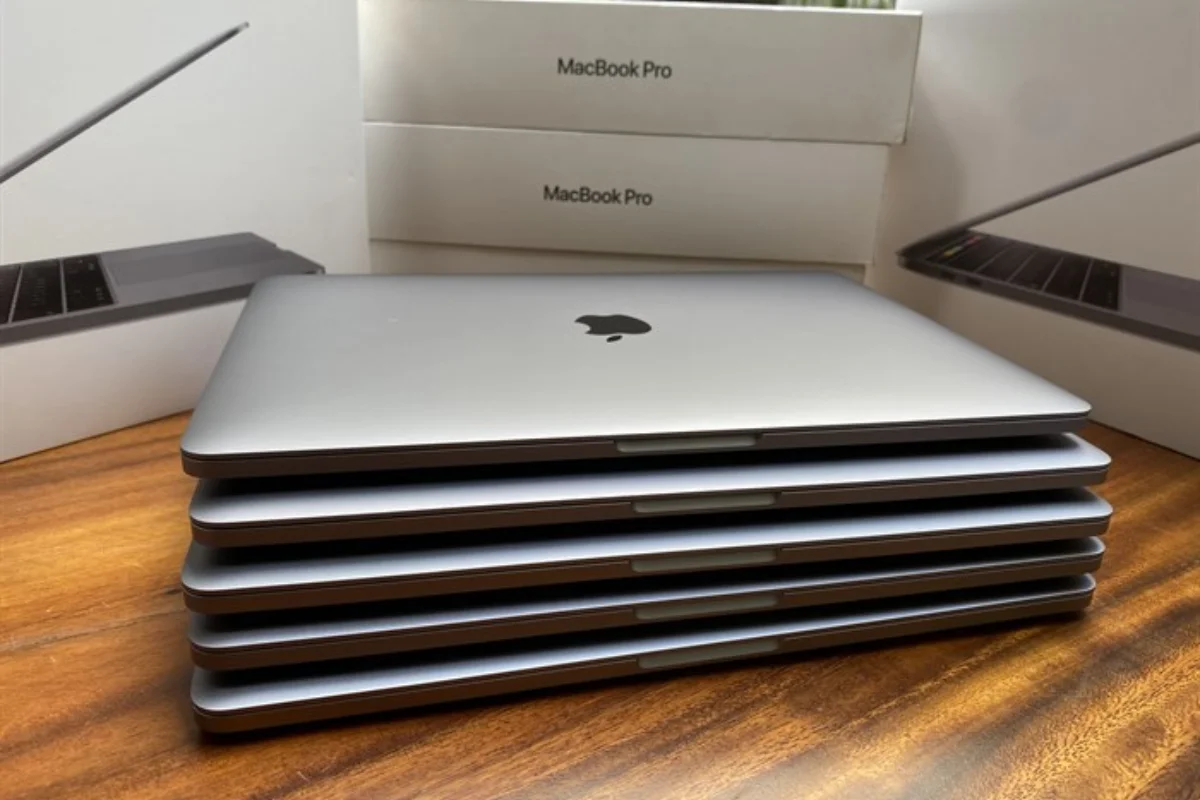 Kiểm tra tình trạng MacBook Pro 2018 đã qua sử dụng